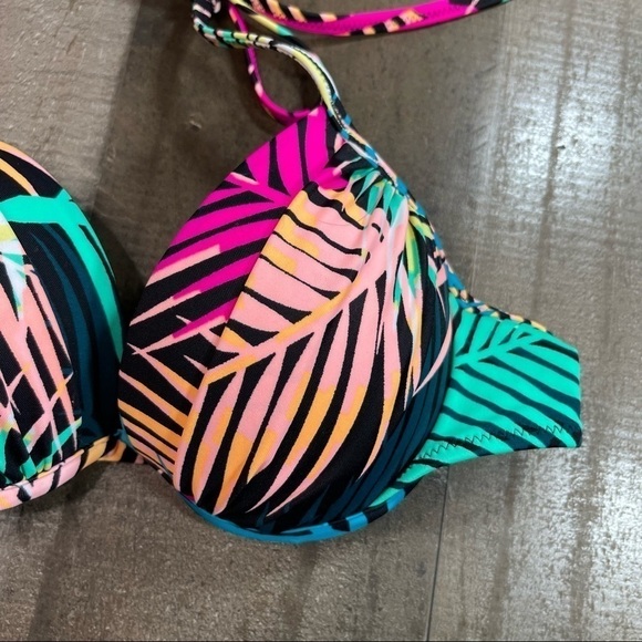 Shade and Shore Palm Print Padded Bikini Top 32A - Picture 2 of 7
